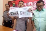 Polisi tetapkan tersangka penyiraman cairan kimia enam anjing di Kramat