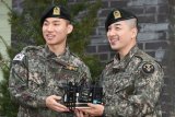 Kembalinya Taeyang dan Daesung BIGBANG dari wamil