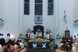 Misa 100 tahun MSC di Gereja Katedral Manado