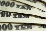 Kurs dolar AS berpindah tangan di kisaran paruh atas 108 yen