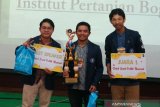 Tim IPB University juarai lomba debat sosial politik nasional