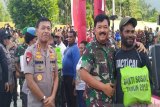 Panglima TNI dan Kapolri pantau penerjunan prajurit di Bandara Timika