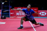 Anthony Ginting kendati sempat unggul jauh, akhirnya ditaklukan Momota