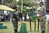 Minum air kelapa muda mewarnai peringatan Hari Infantri