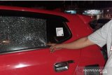 Mobil wartawan Antara dilempari orang tak dikenal usai pemeriksaan di Polda Sulsel