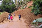 Akses jalan Tahuna-Tamako sudah bisa dilalui kendaraan