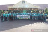 Aparat Polres Biak tanam 1.100 pohon hijaukan lingkungan