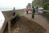 Trans Sulawesi di Kabupaten Majene nyaris putus akibat abrasi