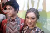 Al Ghazali beradegan romantis dengan Caitlin Halderman dalam 