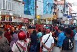 Atraksi barongsai Imlek jadi tontonan warga Jayapura