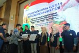 Menteri Pertanian serahkan bantuan senilai Rp150 miliar di Sulsel