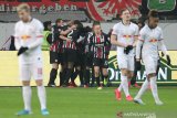 Pimpinan Liga Jerman Leipzig tersandung di markas Frankfurt
