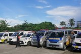 Surya Paloh lepaskan 220 mobil ambulans DPW NasDem Sulsel