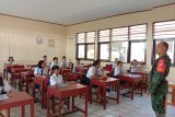 Babinsa Sangihe sosialisasi bahaya narkoba siswa SMP