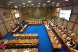 Aturan pengganjal swasta bantu listriki masyarakat tidak mampu
