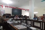 DPRD Minahasa Tenggara pertanyakan persiapan pemilihan serentak