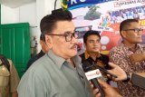 Banyak kendaraan parkir di badan jalan, Legislator: manfaatkan kantor instansi pemerintah