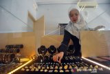 HARGA EMAS NAIK DI PADANG