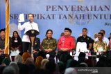 Presiden Jokowi serahkan 2.576 sertifikat tanah di Bireuen