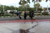 Jamaah umrah di Bandara Juanda kecewa tidak dapat berangkat