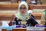 Anggota DPR mempertanyakan syarat tes PCR dalam Inmendagri 53/2021