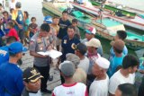 Pegawai KKP menyamar jadi nelayan, ciduk delapan penangkap ikan dengan potasium