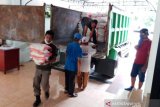 Bupati Pesisir Selatan terima CSR Incasi Raya Group