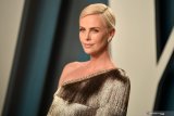 Charlize Theron cedera saat syuting 