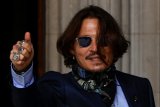 Johnny Depp mundur dari 