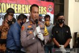 Tiga pengedar sabu-sabu dalam bungkus permen diringkus