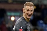 Joe Hart resmi jadi kiper Spurs