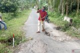 Kerap makan korban, warga Batu Kambiang berharap jalan berlubang diperbaiki