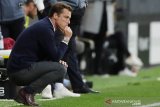 Scott Parker akui Fulham butuh bek baru untuk perbaiki pertahanan