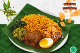 Kini nasi Padang hadir dalam kemasan mie instan