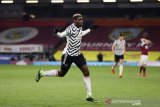 Gol Paul Pogba antar MU ke puncak klasemen