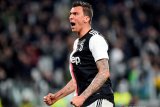 Mandzukic pikul beban patahkan kutukan nomor sembilan AC Milan