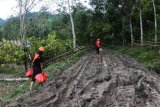 Relawan Mapala UMI salurkan bantuan untuk daerah terisolir Sulbar