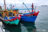 Bakamla menangkap 2 kapal pencuri ikan asal Malaysia di Selat Malaka