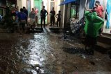 Banjir yang merendam 80 rumah di Nagari Manggilang Limapuluh Kota mulai menyusut