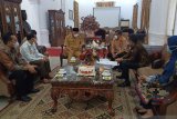 Gubernur Sumbar minta OJK kawal konversi Bank Nagari ke syariah