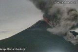 Tiga awan panas  Merapi meluncur ke tenggara sejauh 3 km