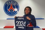 PSG kontrak adik Kylian Mbappe