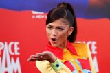 Zendaya borong penghargaan MTV lewat  