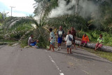 Bupati Manokwari: Hoax meninggalnya Gubernur Papua Barat