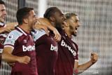 West Ham kalahkan 10 pemain Leicester 4-1