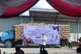 Minister Hartarto  flags off exports of Central Sulawesi's cocoa beans