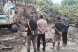 Lima rumah di Ngada tertimbun  longsor