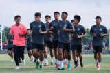 Ian Andrew Gillian mulai pimpin latihan PSIS