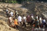 Longsor Sibolangit berpotensi memutus jalan di 7 dusun