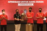 BNI serahkan bonus Rp5 miliar kepada timnas peraih Piala Thomas